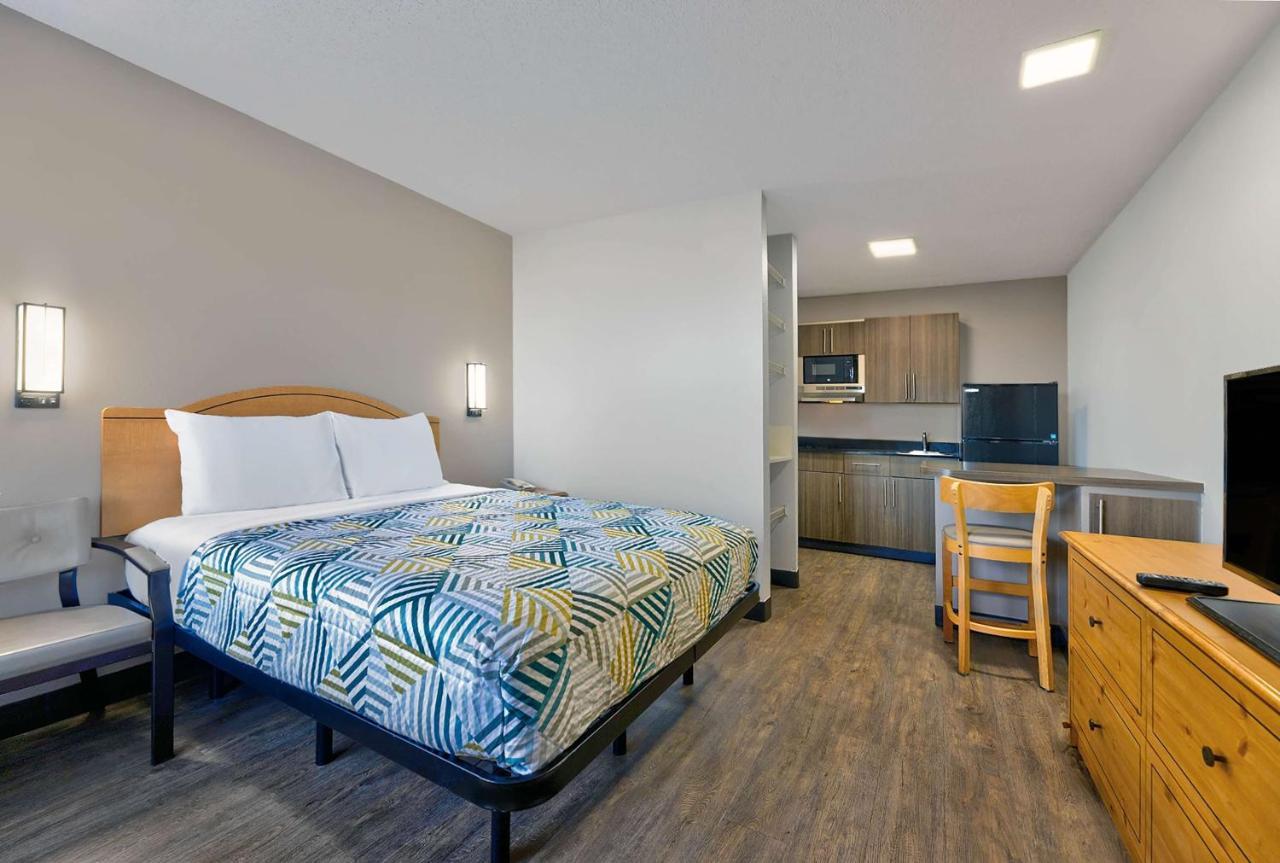 6-north Richland Hills, Tx - Worth Hotel North Richland Hills
